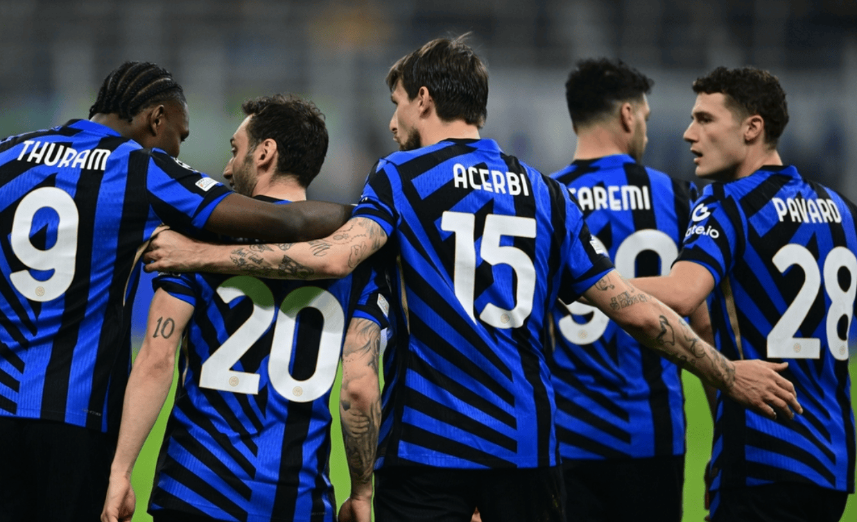 开云体育中国-欧冠首轮比赛战绩骤降，领头羊陷入困境的简单介绍