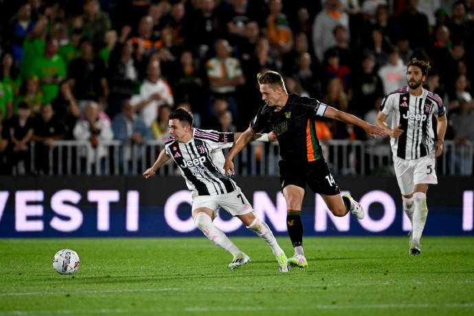 开云平台-尤文图斯惊险逆转皇家社会，成功晋级的简单介绍