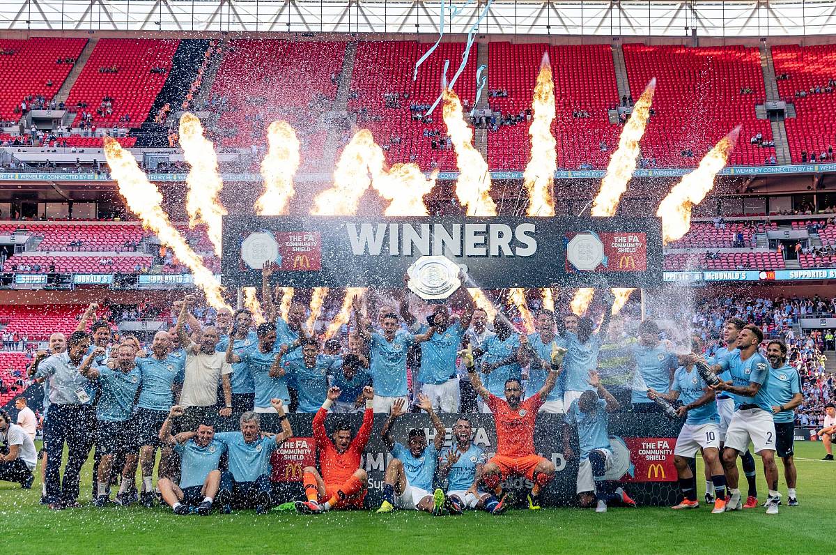 奥格斯堡客场实现逆转,取得宝贵胜利 奥格斯堡客场实现逆转,取得宝贵胜利