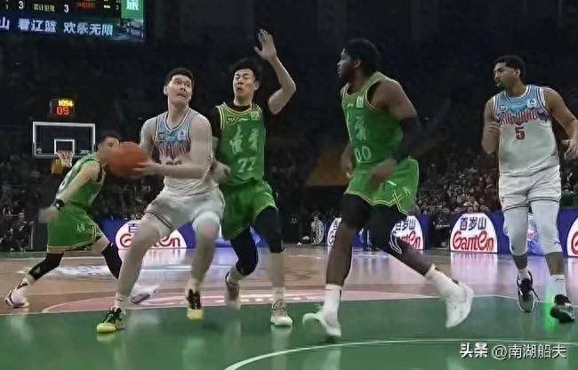 浙江男篮遭遇荒废，球队面临考验