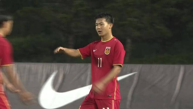 澳大利亚游泳队团体赛夺得冠军，雄起的简单介绍