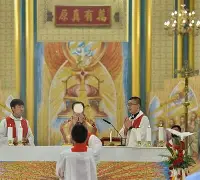 开云APP-包含圣但尼迅速反击，击败波尔多登顶的词条