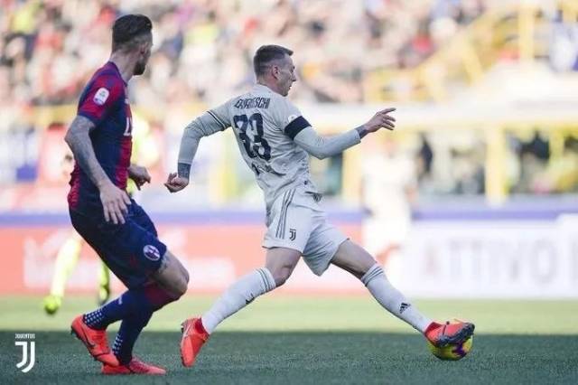 开云体育下载-沃尔夫斯堡客场比小胜，拿下关键三分的简单介绍