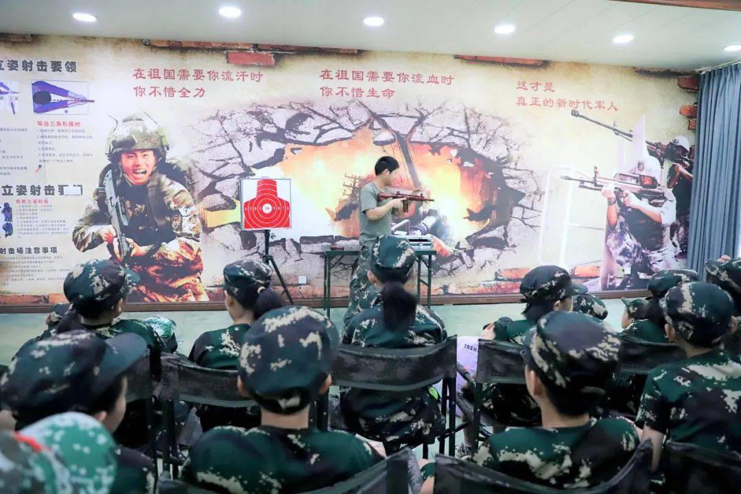 开云平台-百炼成钢！选手们磨练意志，勇往直前的简单介绍