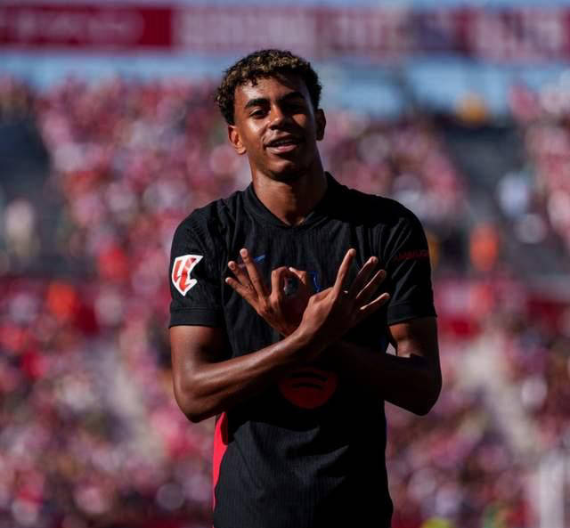 巴萨再次反弹,决心攀登巅峰 巴萨再次反弹,决心攀登巅峰