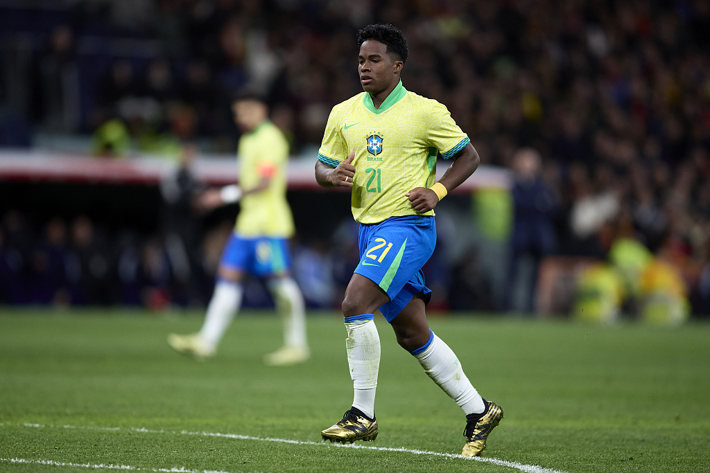 开云体育官方网站-西班牙连扳两球，晋级前路光明