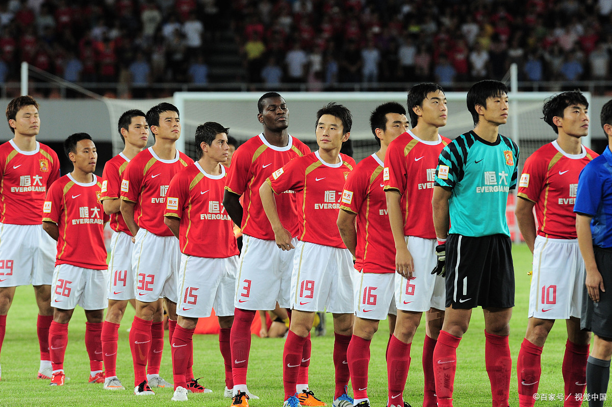 开云体育平台APP-关于广州恒大主场大胜江苏苏宁跻身亚冠足球赛八强的信息