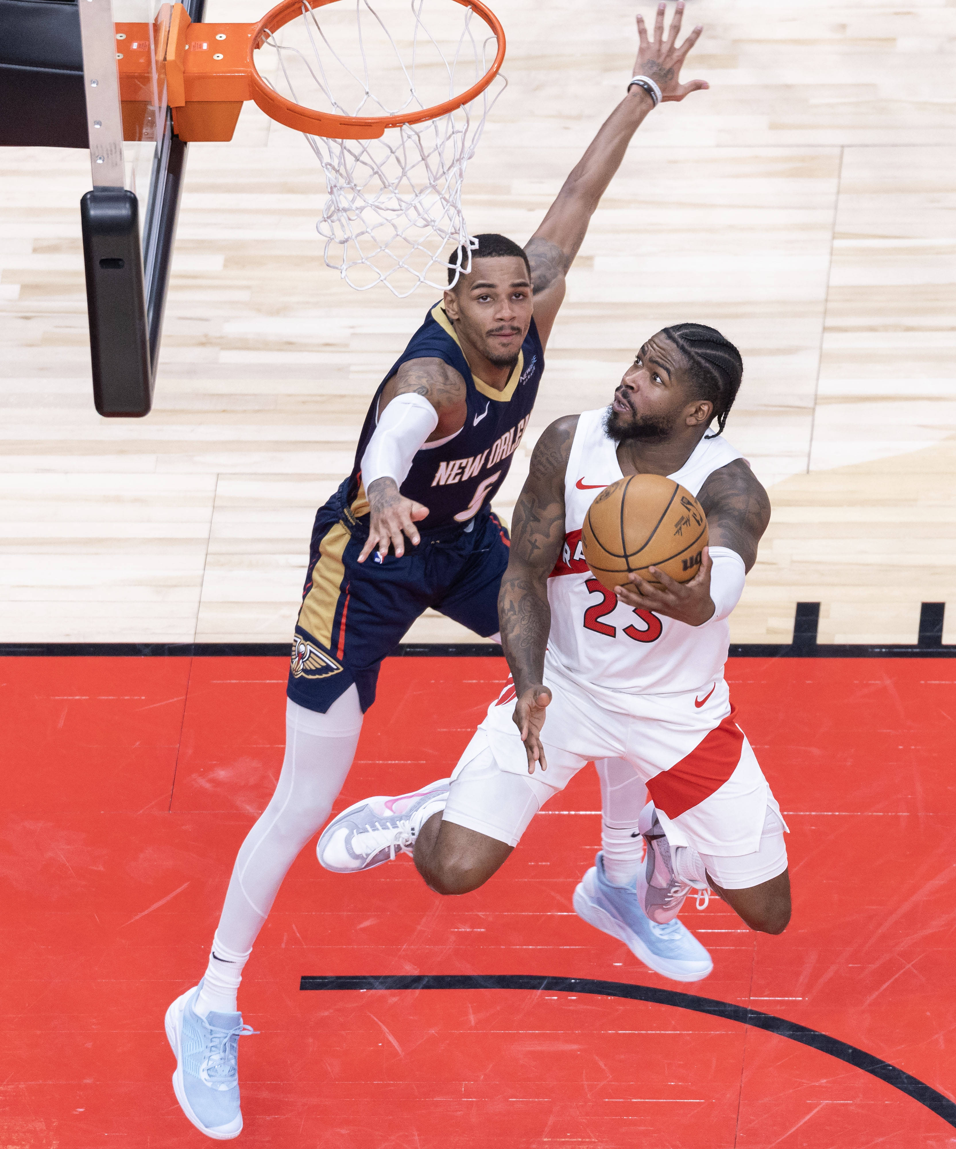 开云体育登录-猛龙队主场轻松取胜晋级季后赛！