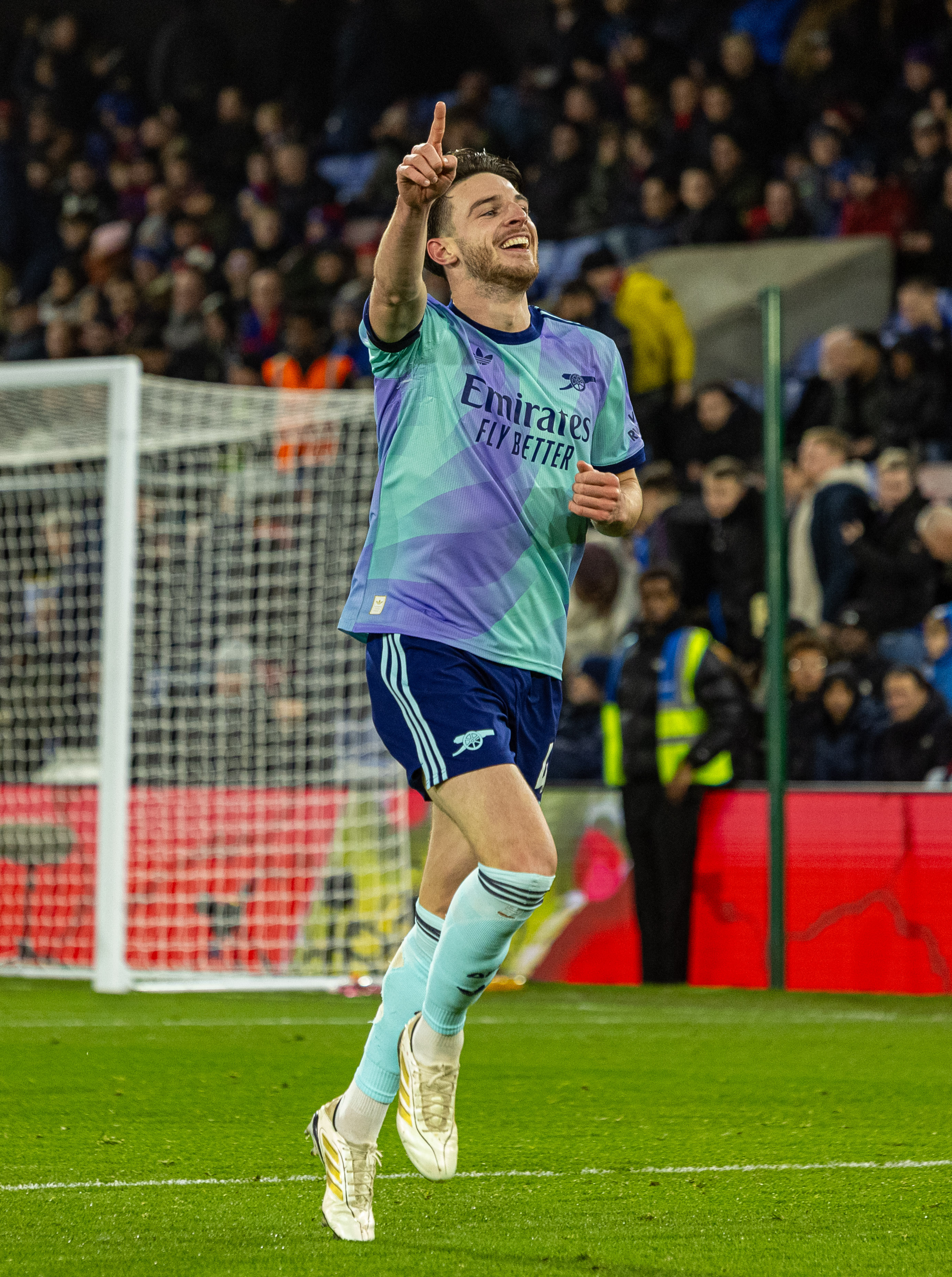 开云下载-高水平的比赛展现出球员们的风采和实力