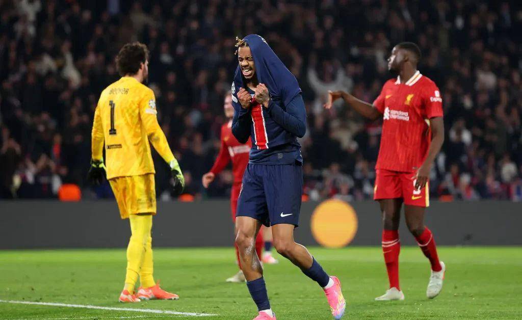 开云APP-昨日NBA：利物浦碾压法国队，争议判罚