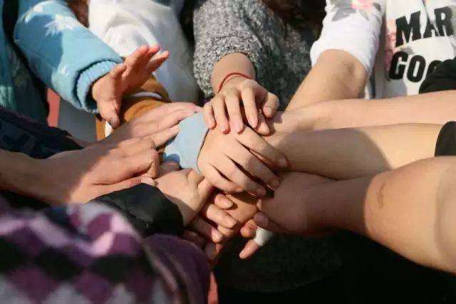 开云体育入口-队伍团结一心，一路向前