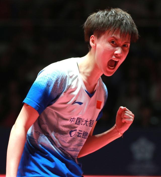 包含中国羽毛球队绝地反击丹麦羽毛球队，辛杜高光表现的词条