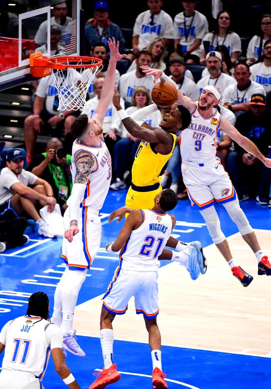 猛龙大胜魔术,西区战绩仍以一胜领先勇士的简单介绍 猛龙大胜魔术,西区战绩仍以一胜领先勇士的简单介绍