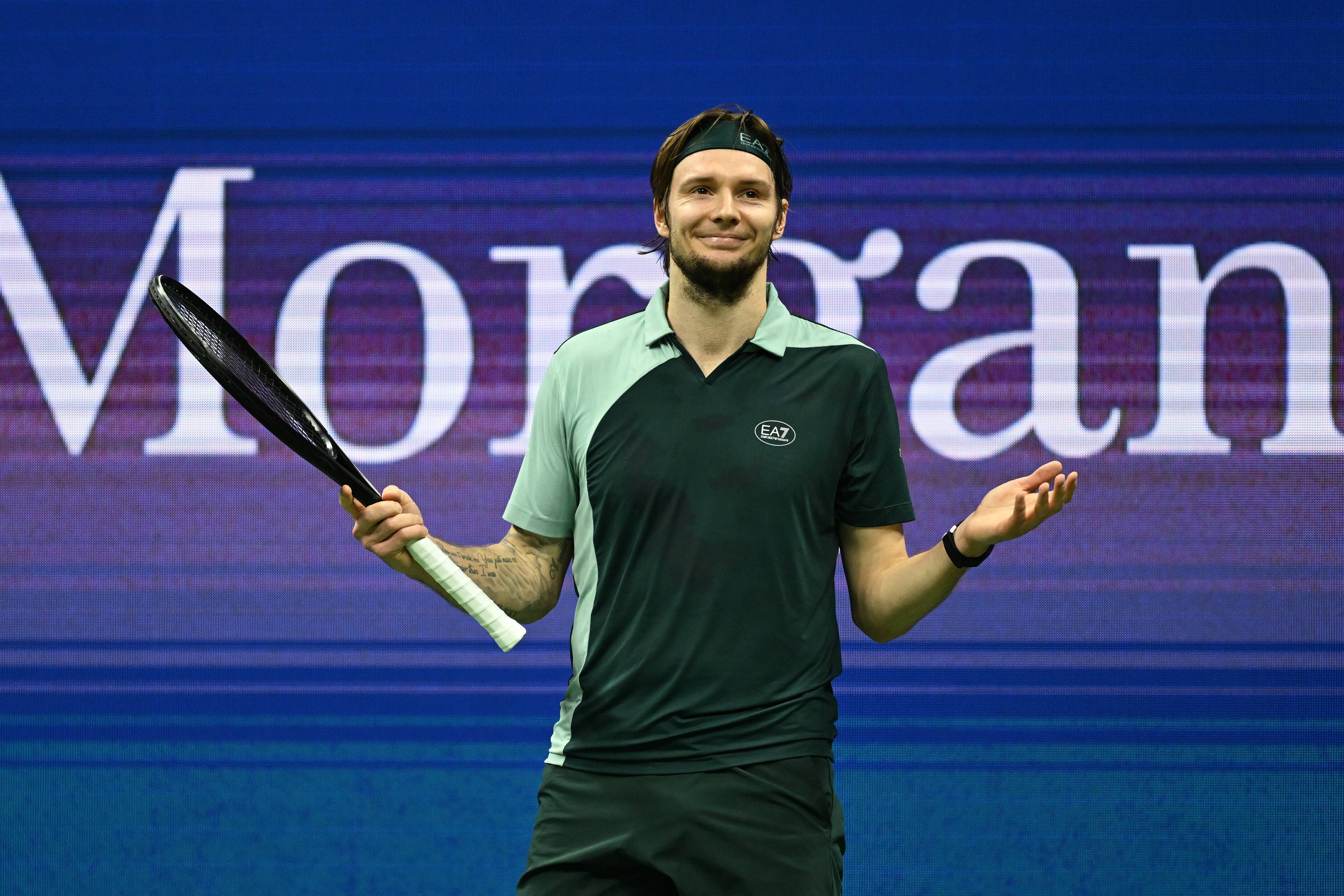 开云体育中国-年终总决赛力克美网，辛纳扛起全队