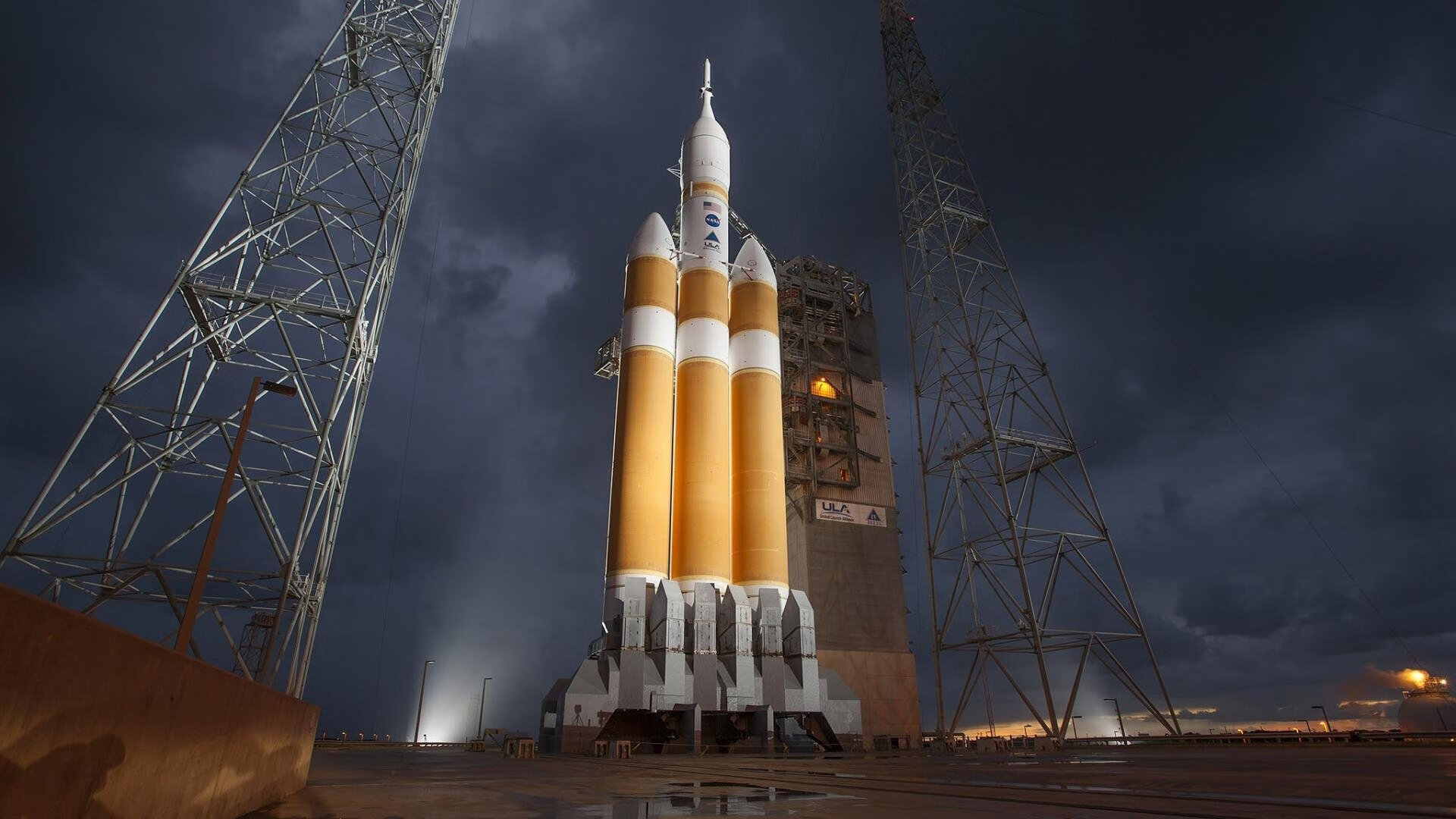 开云体育APP下载-冰与火之歌，当克莱的火焰席卷球场，热火的冰封战术埋葬魔术