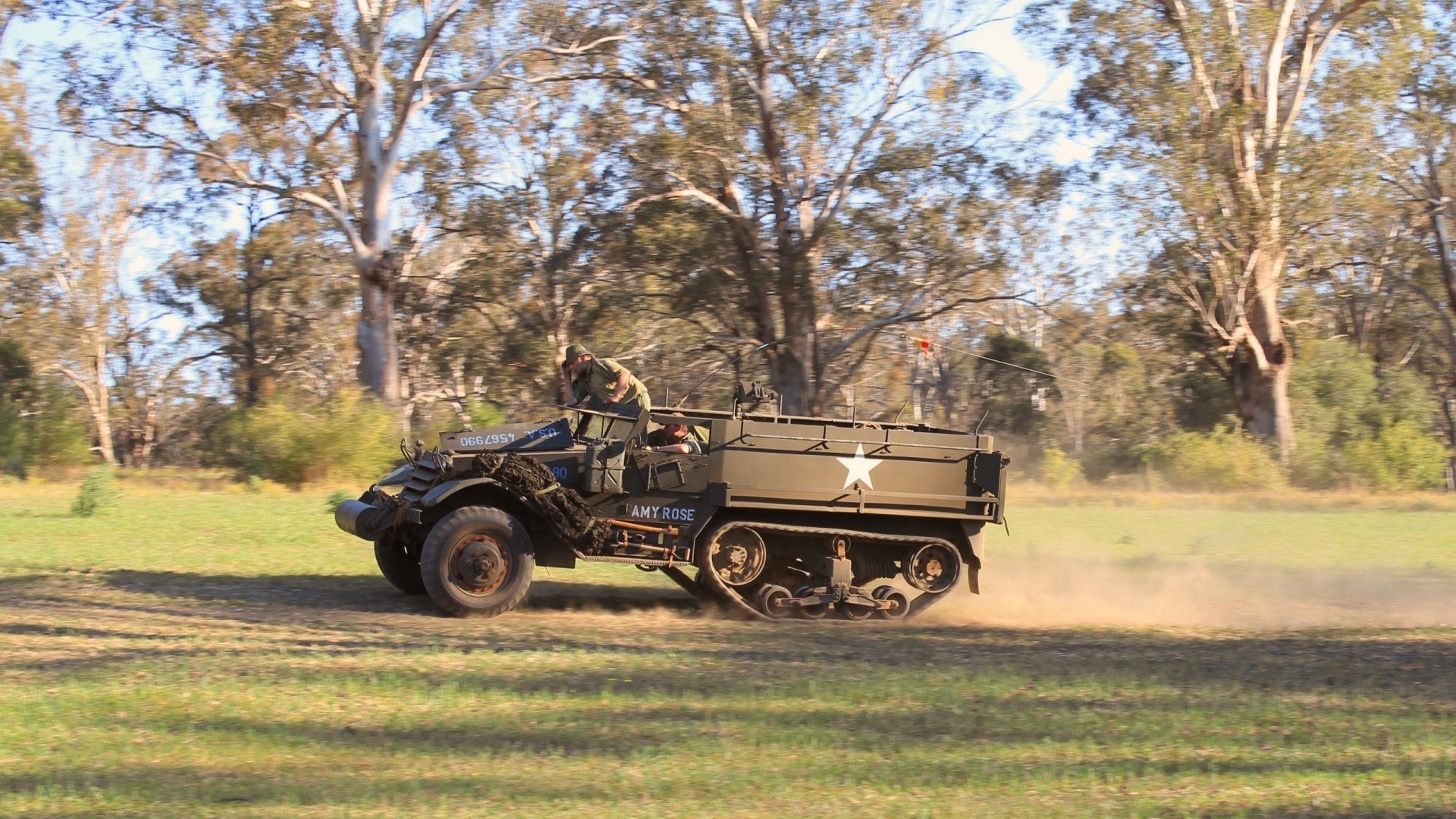 戈贝尔统治之夜令魔术后卫线崩溃，尼克斯展现冠军级防守基石